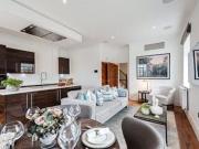 2 bedroom property in Palace Wharf, Rainville Road,...