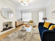 2 bedroom property in Stafford Court, High Street... 2 bedroom property in Stafford Court, High Street...