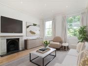 2 bedroom property in Stanhope Gardens, South...