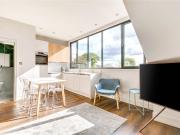 2 bedroom property in Stile Hall Gardens, Chiswick,... 2 bedroom property in Stile Hall Gardens, Chiswick,...