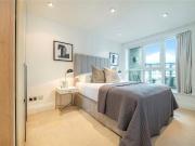 2 bedroom property in Warren House, Beckford Close,...