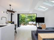 2 bedroom property in Warriner Gardens, London, SW11...
