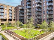 2 bedroom property in Willowbrook House, Coster Avenue,...