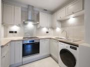 2 bedroom property in Winchester Road, Swiss Cottage,...