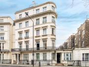 2 bedroom property to let in Bishops Bridge Road,...