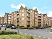 2 bedroom property to let in Black Eagle Drive,...