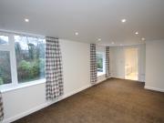 2 bedroom property to let in Chatsworth Road, Croydon...