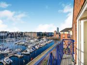 2 bedroom property to let in Cork House, Mannheim Quay,...
