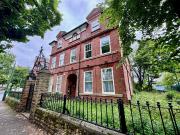 2 bedroom property to let in Forest Road West,...