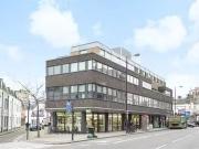 2 bedroom property to let in North End Road, London, W14 £2.