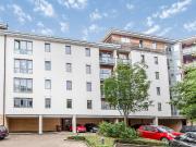 2 bedroom property to let in Ratcliffe Court, Chimney...