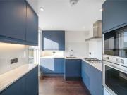 2 bedroom property to let in Southend Road, Beckenham,...