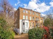 2 bedroom property to let in St. Georges Road,...