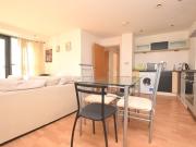 2 bedroom property to let in West One Aspect, 17...