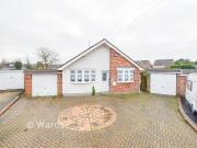2 bedroom detached bungalow for sale