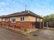 2 Bedroom Semi detached Bungalow For Sale In Armthorpe,...