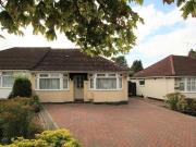 2 Bedroom Semi detached Bungalow For Sale In Watford,...