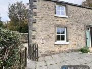 2 bedroom semi detached house for rent in Avenue Road,...