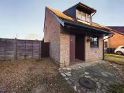 2 bedroom semi detached house for rent in Banff Close,...