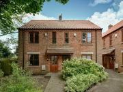 2 Bedroom Semi detached House For Rent In Beverley, East...