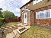2 bedroom semi detached house for rent in Brockley...