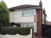 2 Bedroom Semi detached House For Rent In Droyslden