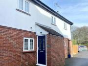 2 Bedroom Semi detached House For Rent In Farnham, Surrey