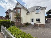 2 bedroom semi detached house for rent in Glenair...