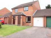 2 bedroom semi detached house for rent in Grace Avenue,...