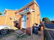 2 bedroom semi detached house for rent in Kestrel Close,...