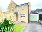 2 bedroom semi detached house for rent in Laneward...