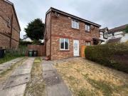 2 bedroom semi detached house for rent in Linnet Close,...