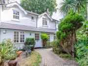 2 bedroom semi detached house for rent in Manor Road,...