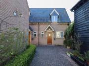 2 bedroom semi detached house for rent in Mynott Mews,...