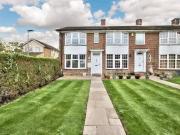 2 bedroom semi detached house for rent in Park Lane,...
