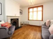 2 bedroom semi detached house for rent in Rayleigh Road,...
