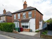 2 Bedroom Semi detached House For Rent In Reading, Berkshire