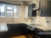 2 Bedroom Semi detached House For Rent In Slough