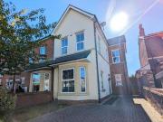 2 Bedroom Semi detached House For Rent In Southport,...