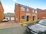 2 Bedroom Semi detached House For Rent In Stoke on...