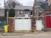 2 bedroom semi detached house for rent in Westgate...