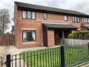 2 bedroom Semi Detached House for sale, Field Close,...