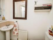 2 bedroom semi detached house for sale in Graylands...