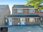 2 bedroom semi detached house for sale in Hawkley Road,...