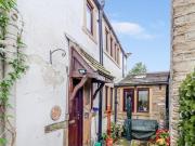 2 Bedroom Semi detached House For Sale In Huddersfield,...