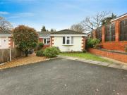 2 bedroom semi detached house for sale in Kinsbourne...