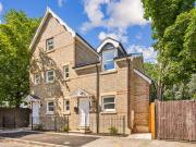 2 bedroom semi detached house for sale in Littlefield...