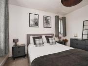 2 bedroom semi detached house for sale in Mill Rise,...
