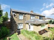 2 bedroom semi detached house for sale in Parkside...