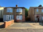 2 bedroom semi detached house for sale in Sunridge...